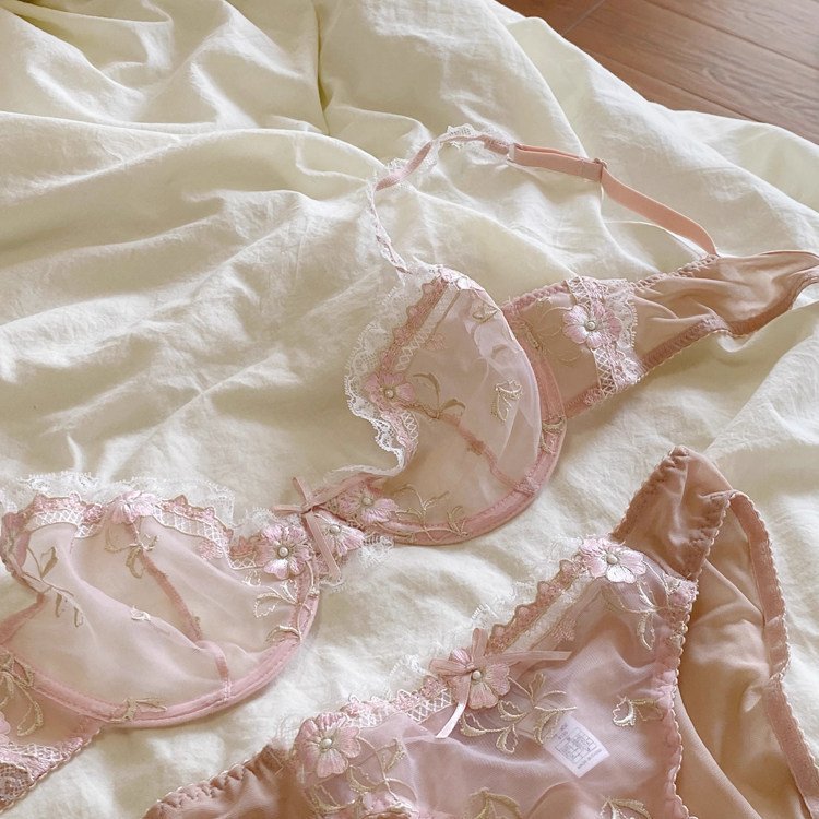 Soft Embroidered Lace Lingerie Set